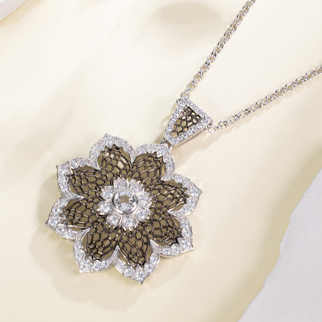 Luftige Blumenkette 6190