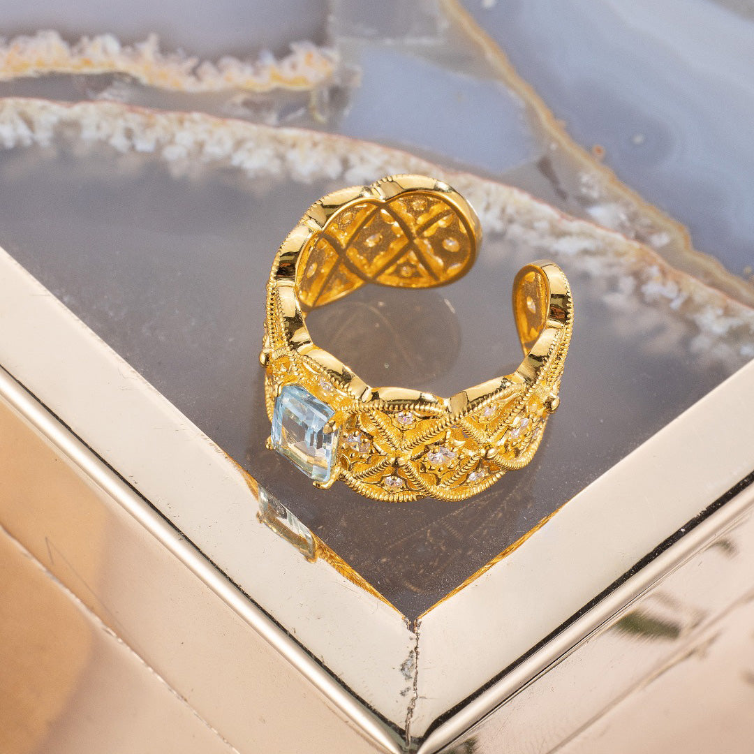 Filigraner Ring aus natürlichem Topasseil 6219