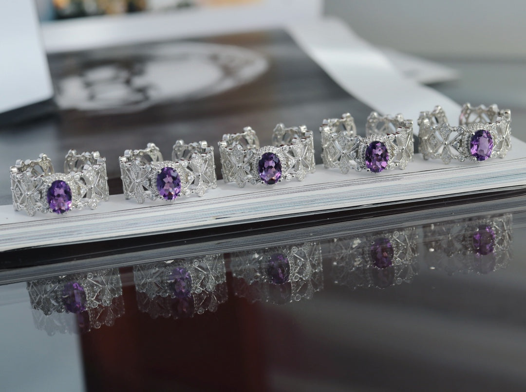 Filigranring mit floralem Laubsägewerk 6240