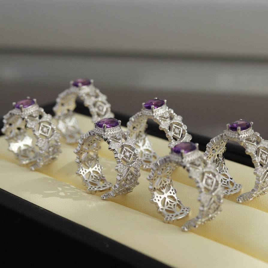 Filigranring mit floralem Laubsägewerk 6240