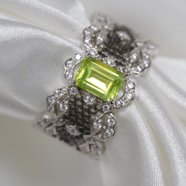 Spitzenring mit natürlichem Edelstein 6305
