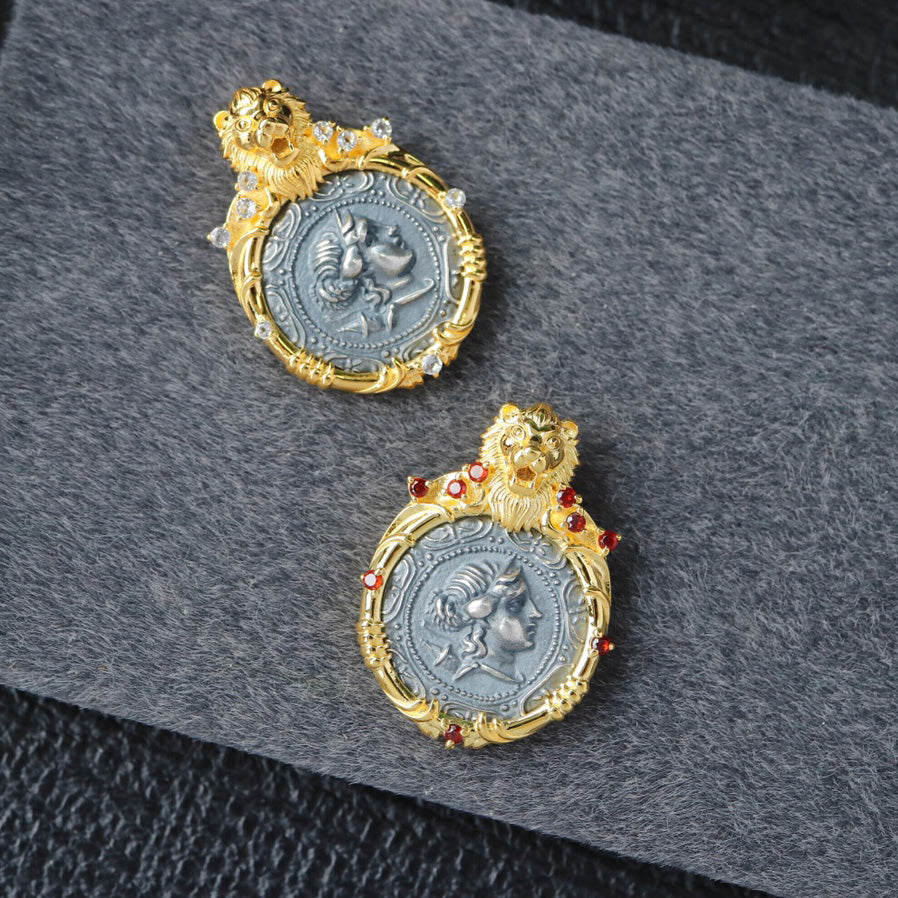 Römischer Münzanhänger mit Löwenrahmen 6339