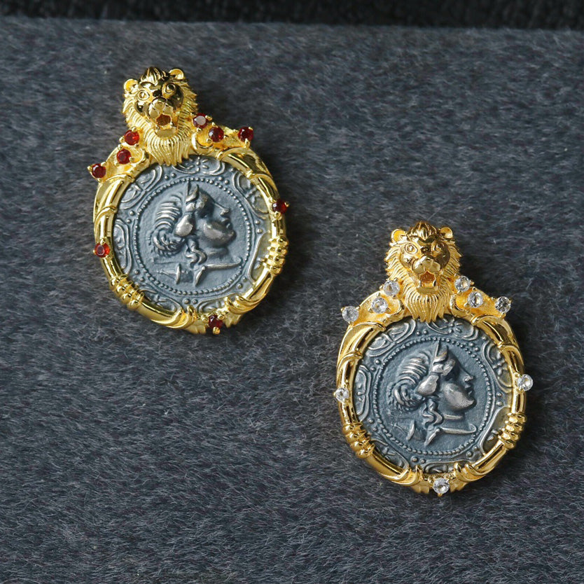 Römischer Münzanhänger mit Löwenrahmen 6339