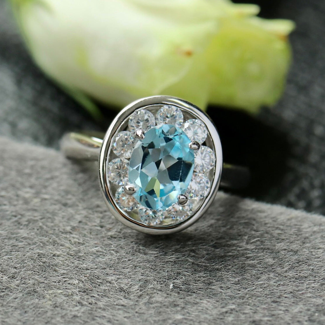 Ovaler Halo-Edelsteinring 6356