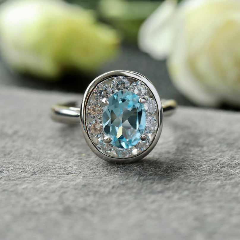 Ovaler Halo-Edelsteinring 6356