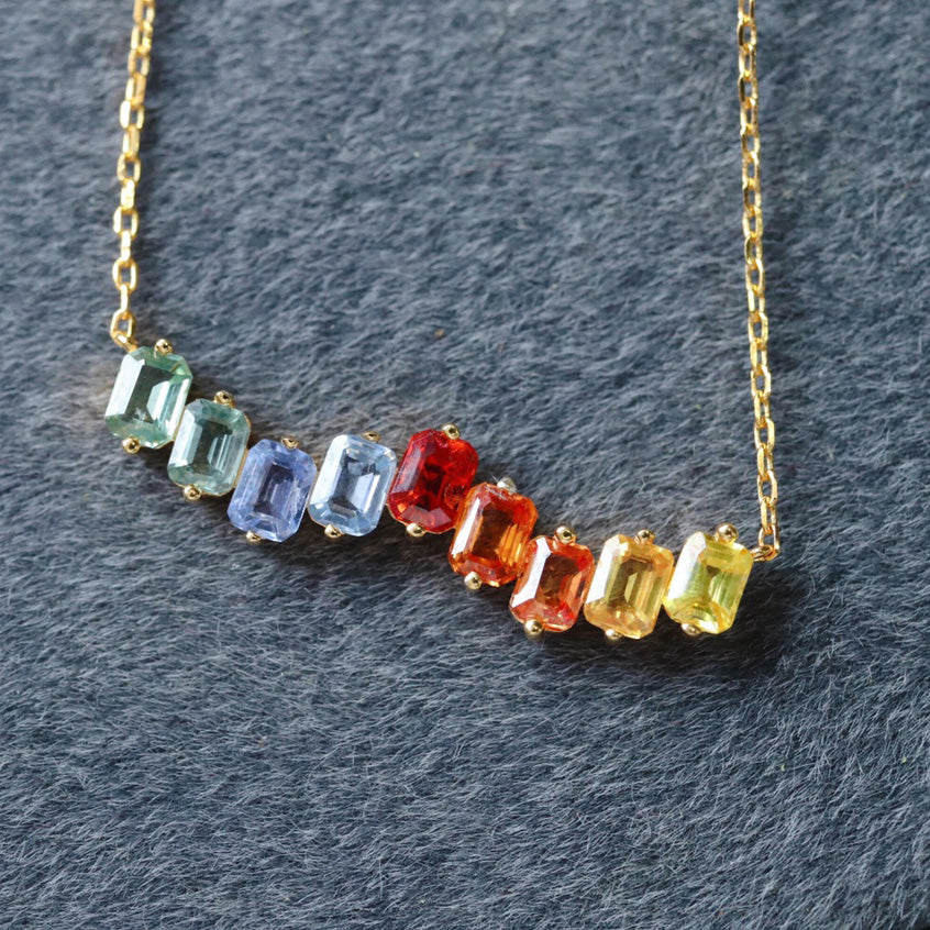 Natürliche Saphir-Regenbogenkette 6407