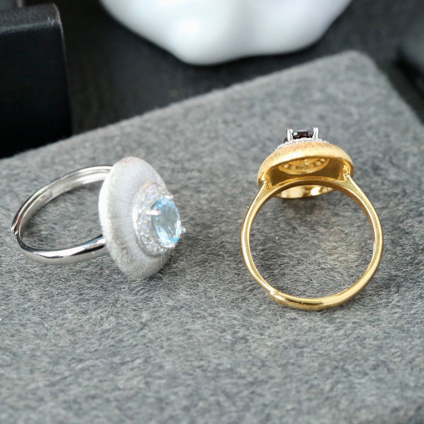 Ovaler Ring aus natürlichem Granat 6424