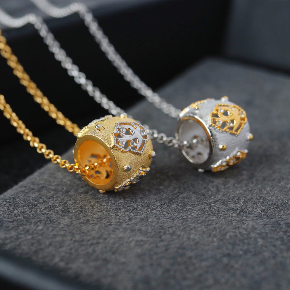 Laubsägen-Halskette mit breiten Ringen 6437