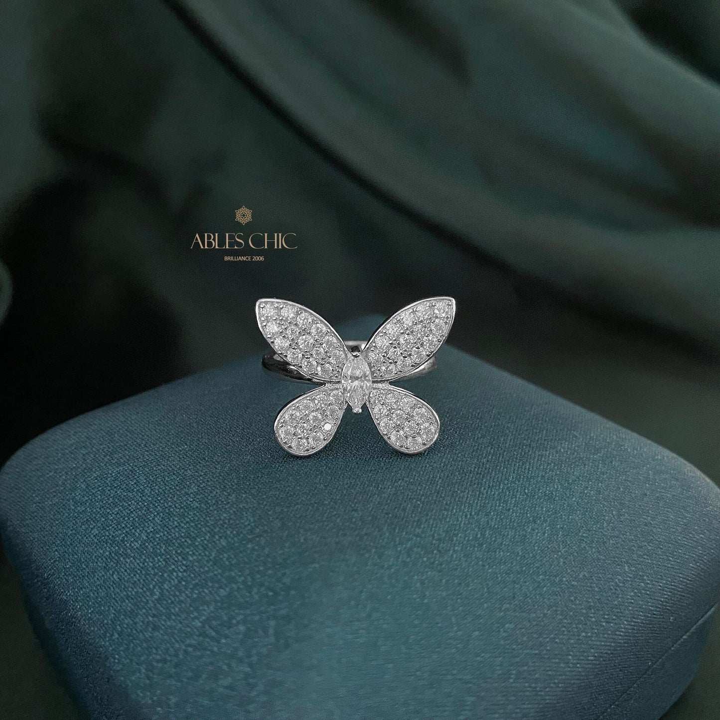 Cocktailring mit Schmetterlings-Pavé R1238
