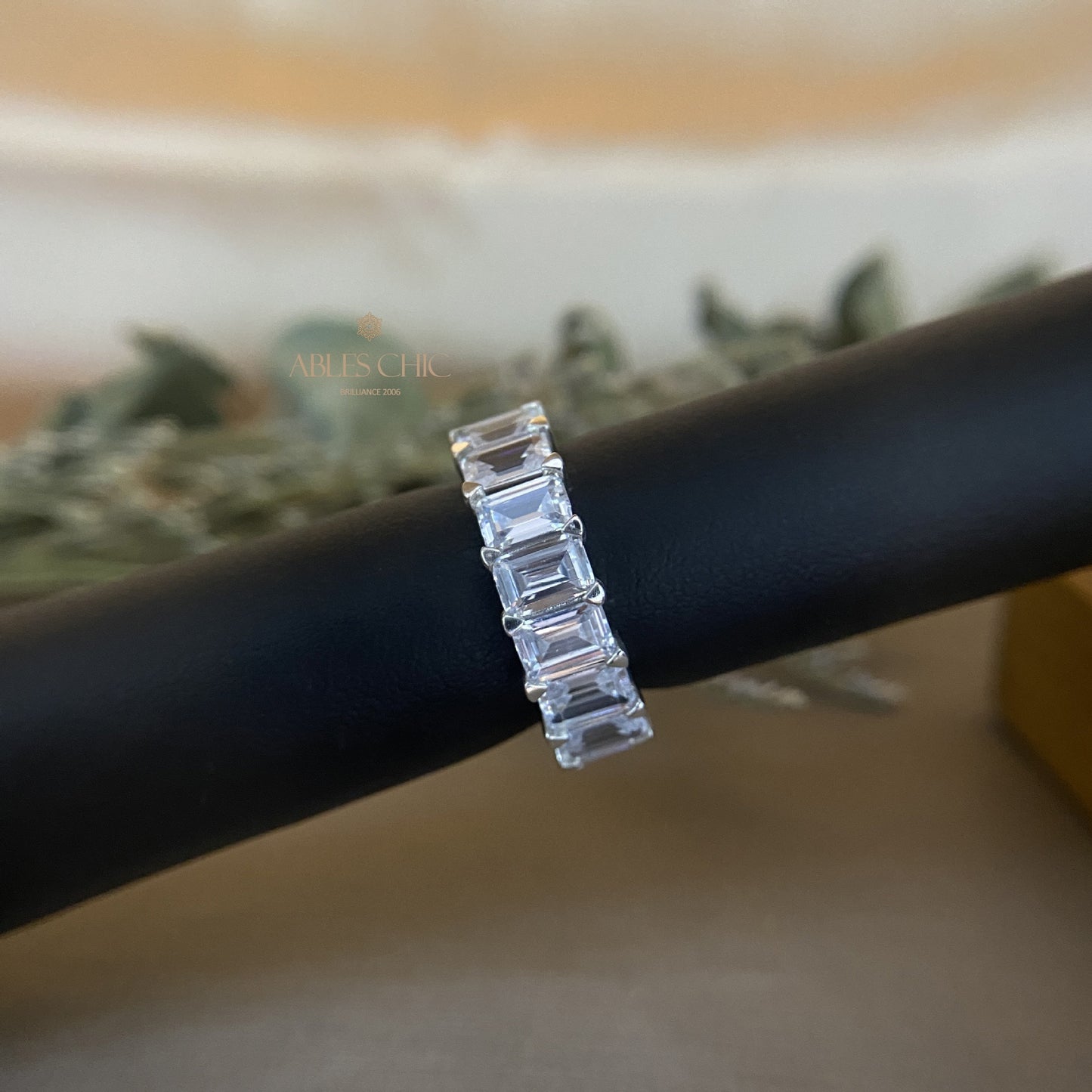 Länglicher Diamant-Ehering R0941