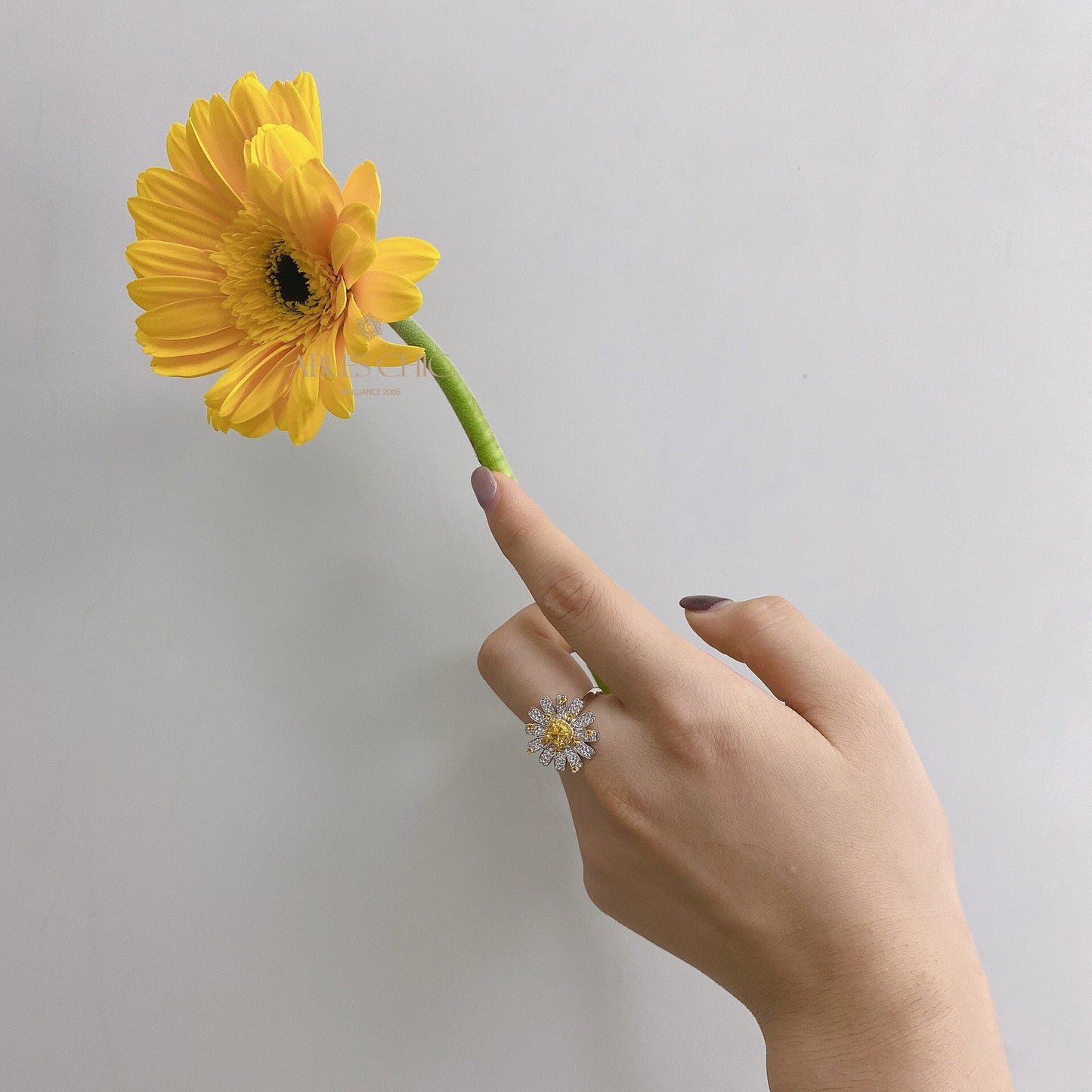 Blühender Gänseblümchen-Citrinring R1379