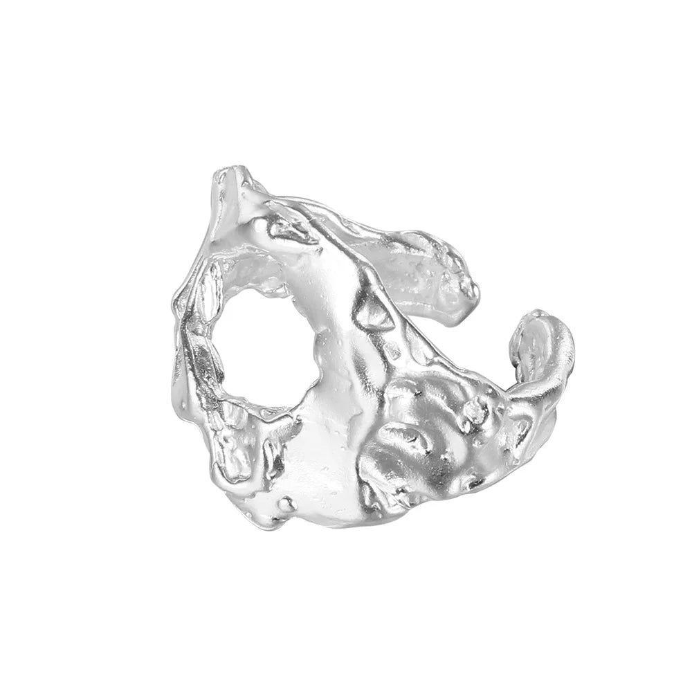 Geschlagener, robuster, unregelmäßiger Ring R17
