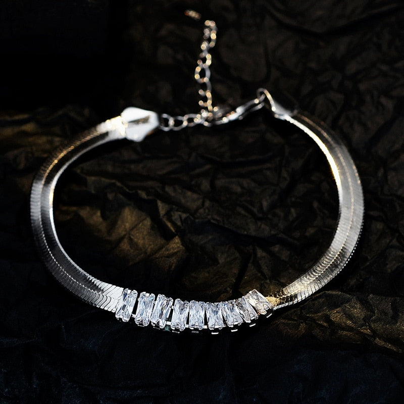 Schlangenkettenarmband mit Zirkoniasteinen B1009