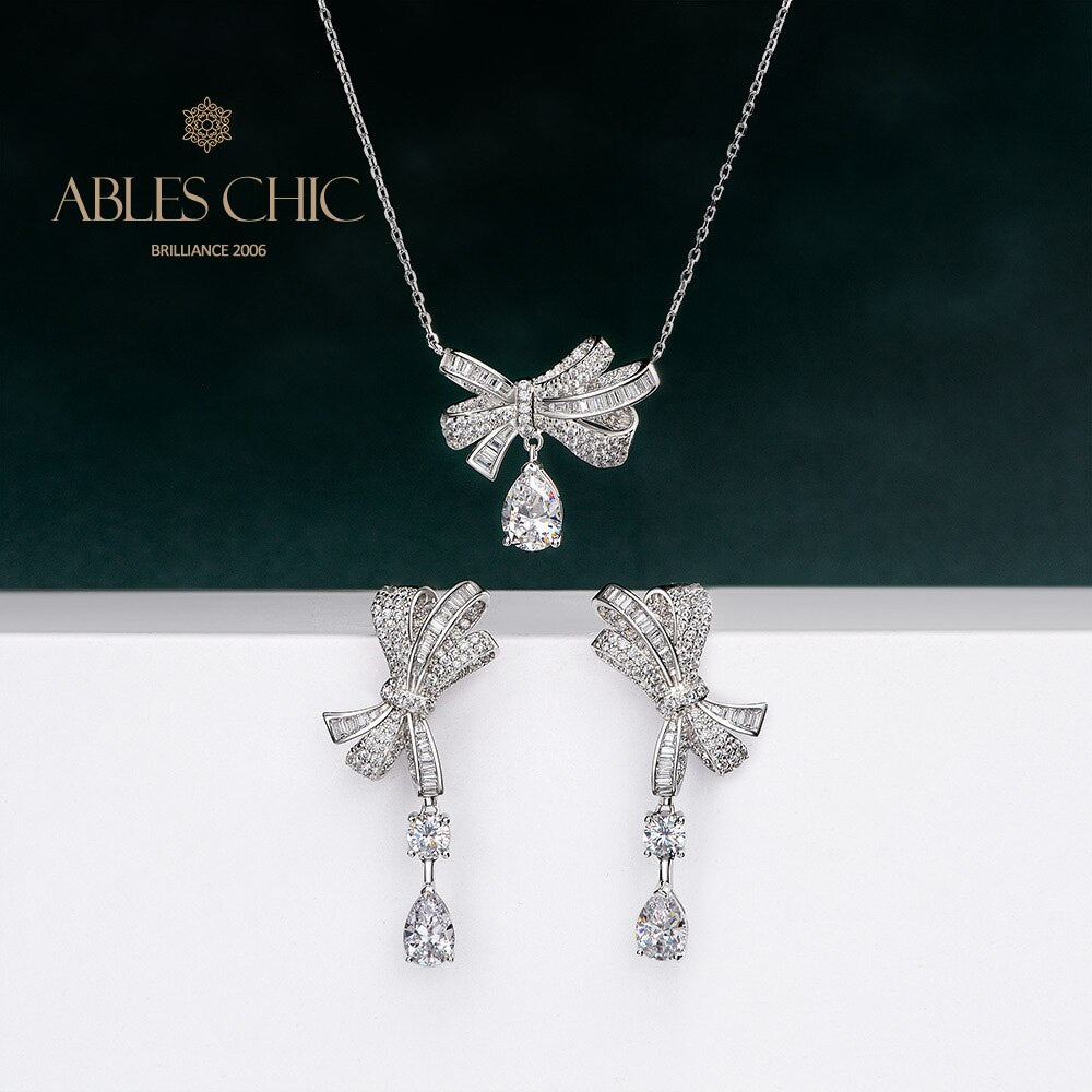 Pavé-Halskette mit Turmalin-Schmetterling und Fliege B0487