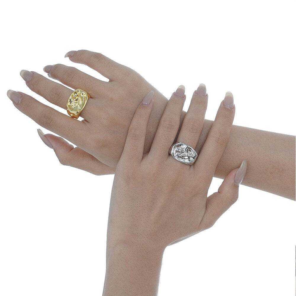 Abstrakter flüssiger dicker Ring R1110