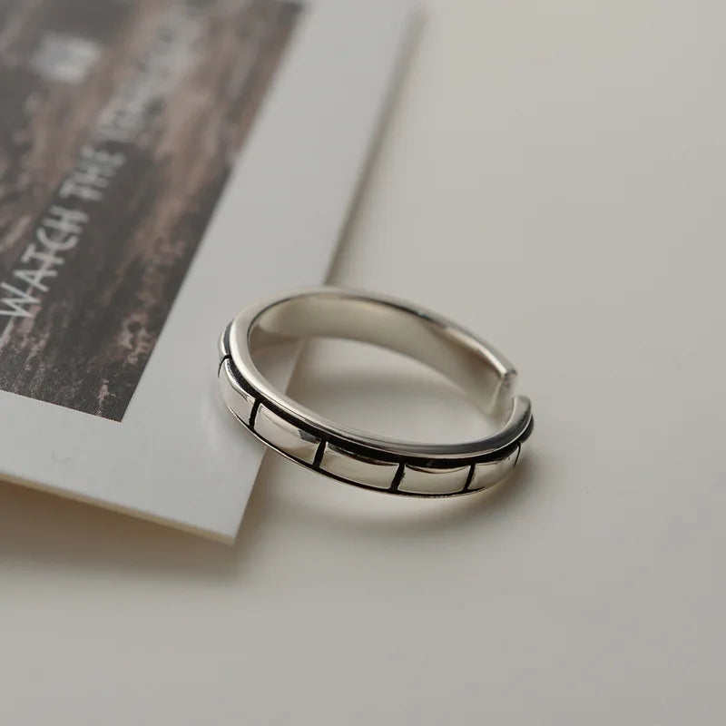 Dicker Ring mit antiker Textur R1282