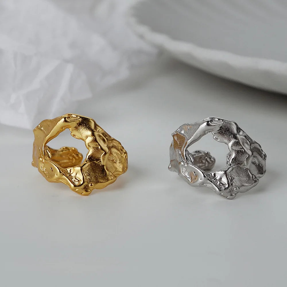 Geschlagener, robuster, unregelmäßiger Ring R17