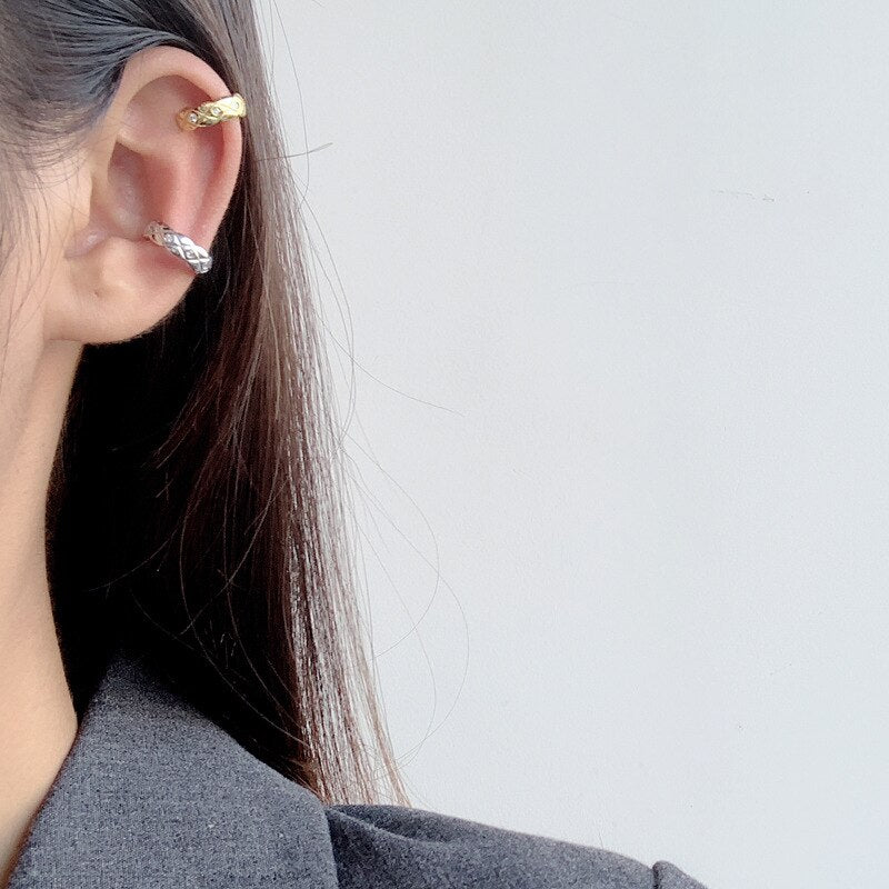 Kreuzmuster Dicke Ohrringe E1007 1 Stück