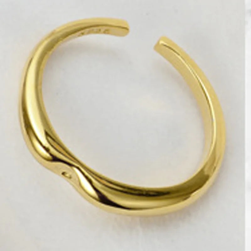 Polierter Ring mit unregelmäßigem Band R1129