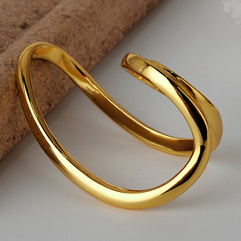 Unregelmäßiger filigraner offener Ring R1135