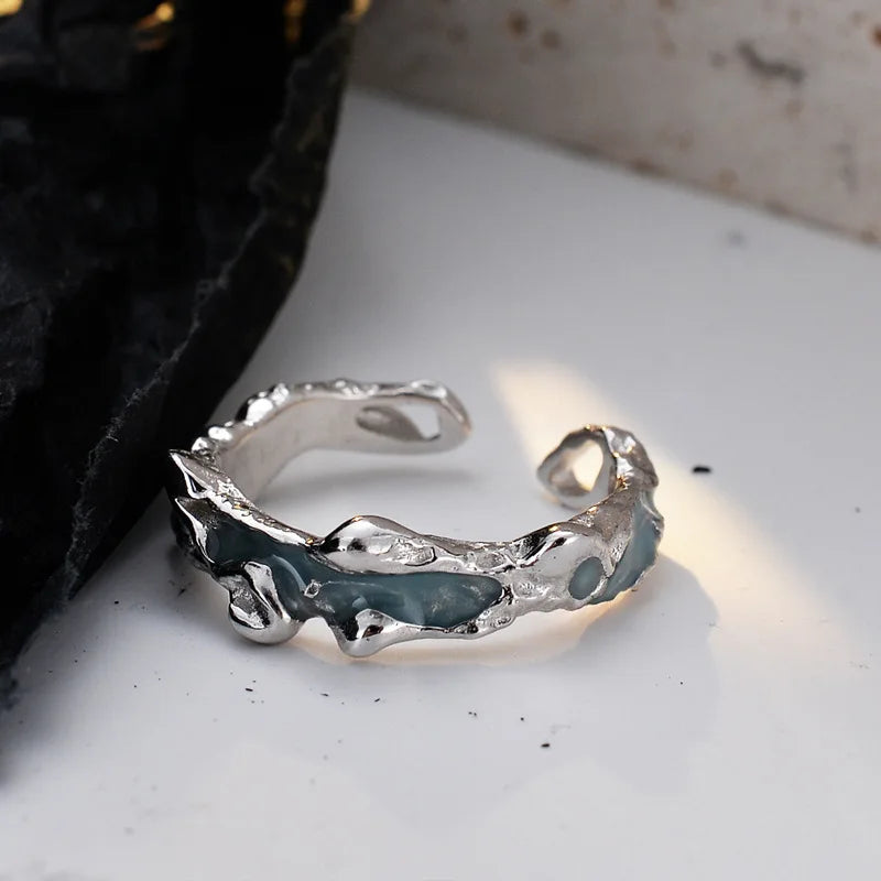 Unregelmäßiger blauer Emaille-Ring R1223