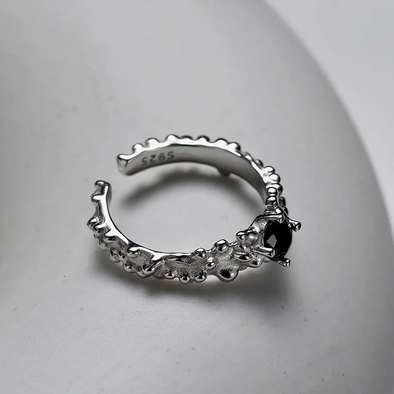 Schwarzer CZ Alien Textur Ring R1234