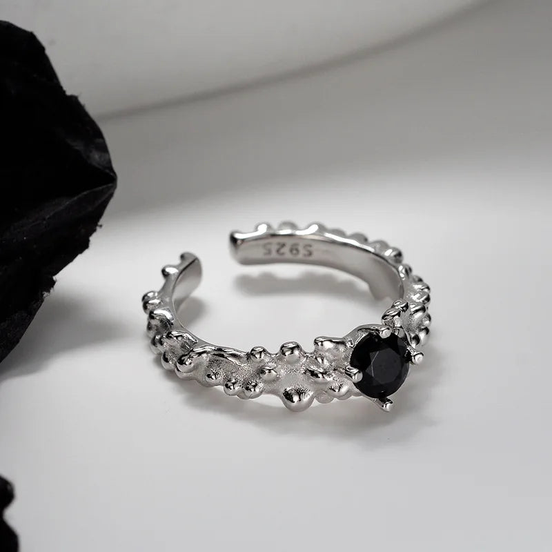 Schwarzer CZ Alien Textur Ring R1234