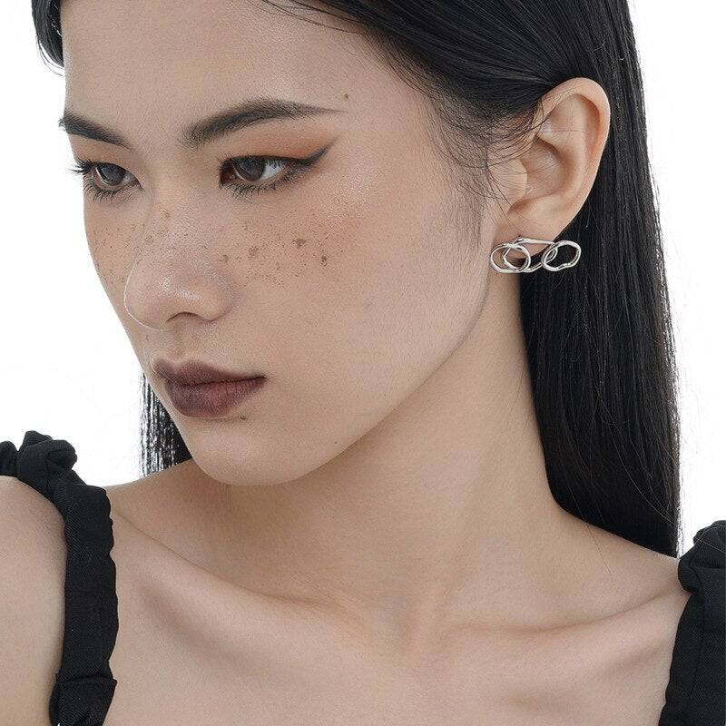 Unregelmäßige Creolen Ohrstecker E1024