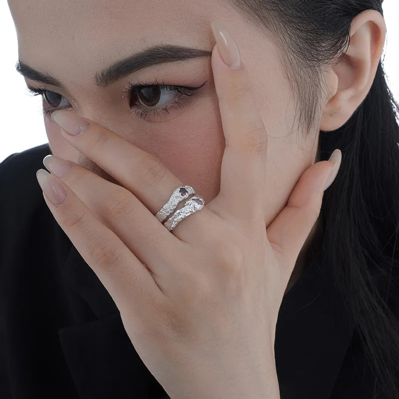 Robuster Ring mit Marquise-Zirkon R1191