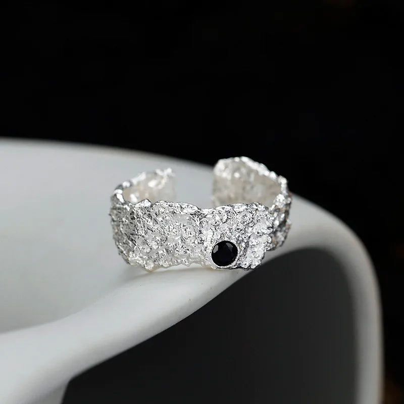 Mattierter, klobiger, unregelmäßiger Ring R1210