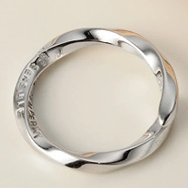 Offener Mobius-Band-Ring R1151