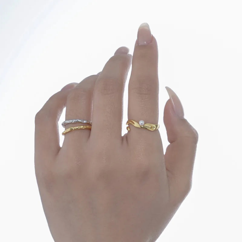 Minimalistischer Ring mit Muschelperlen R1034