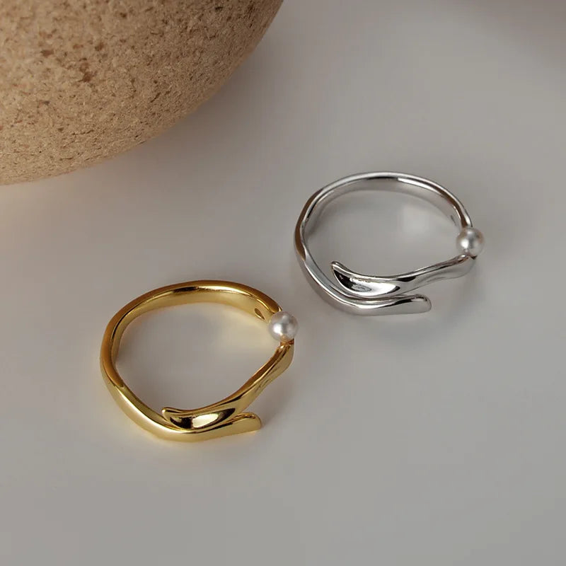 Minimalistischer Ring mit Muschelperlen R1034