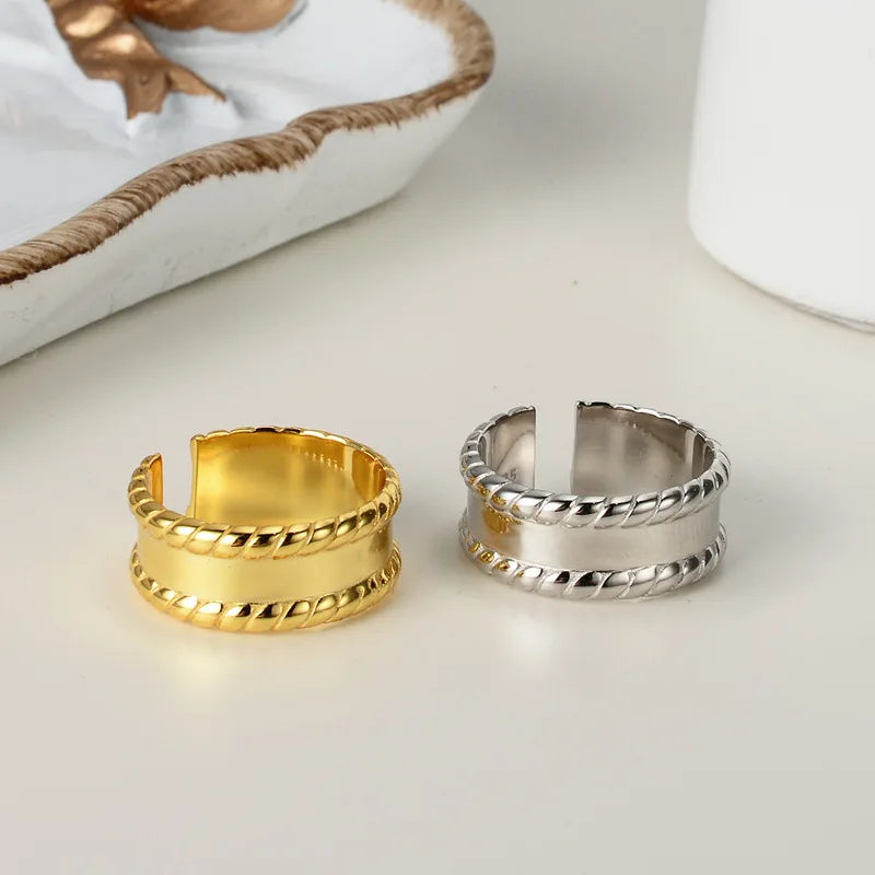 Breiter Ring mit Seilmuster R1142
