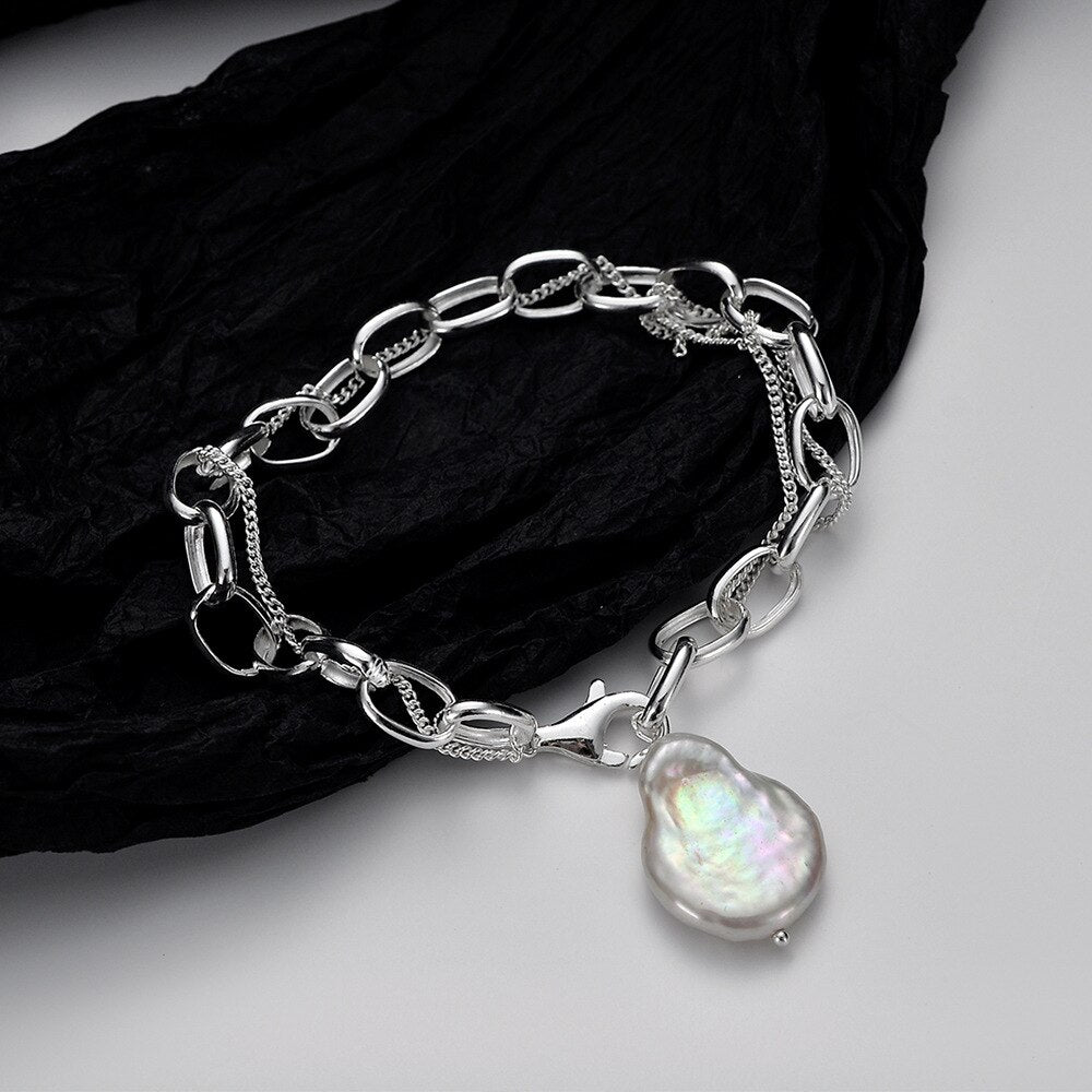 Armband mit barocken Perlen und Kabelgliedern B1025