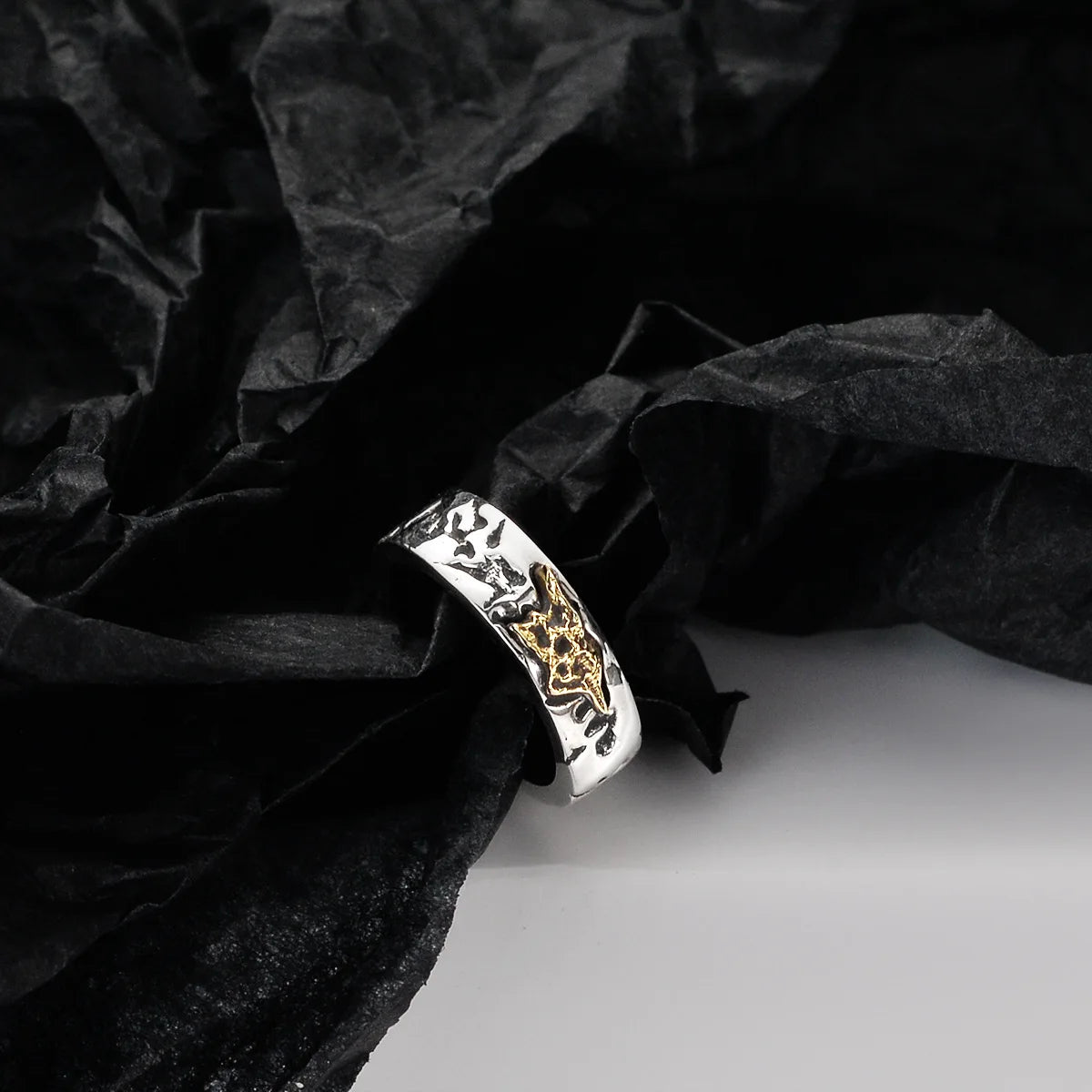 Goldener Filigran-Ohrring E1133, 1 Stück