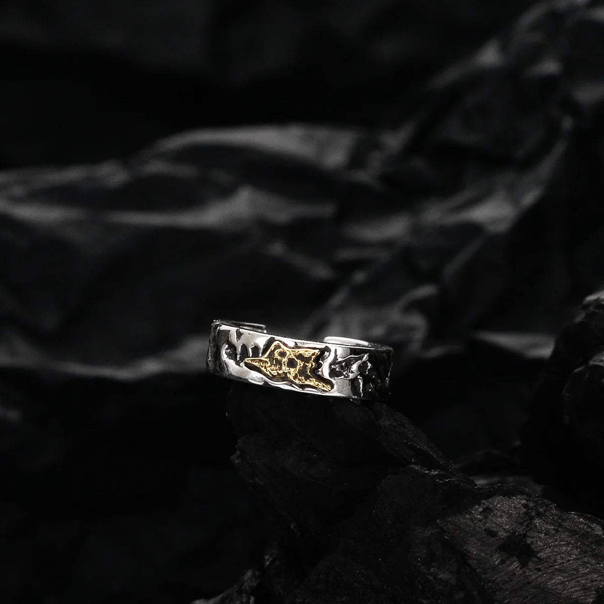 Goldener Filigran-Ohrring E1133, 1 Stück