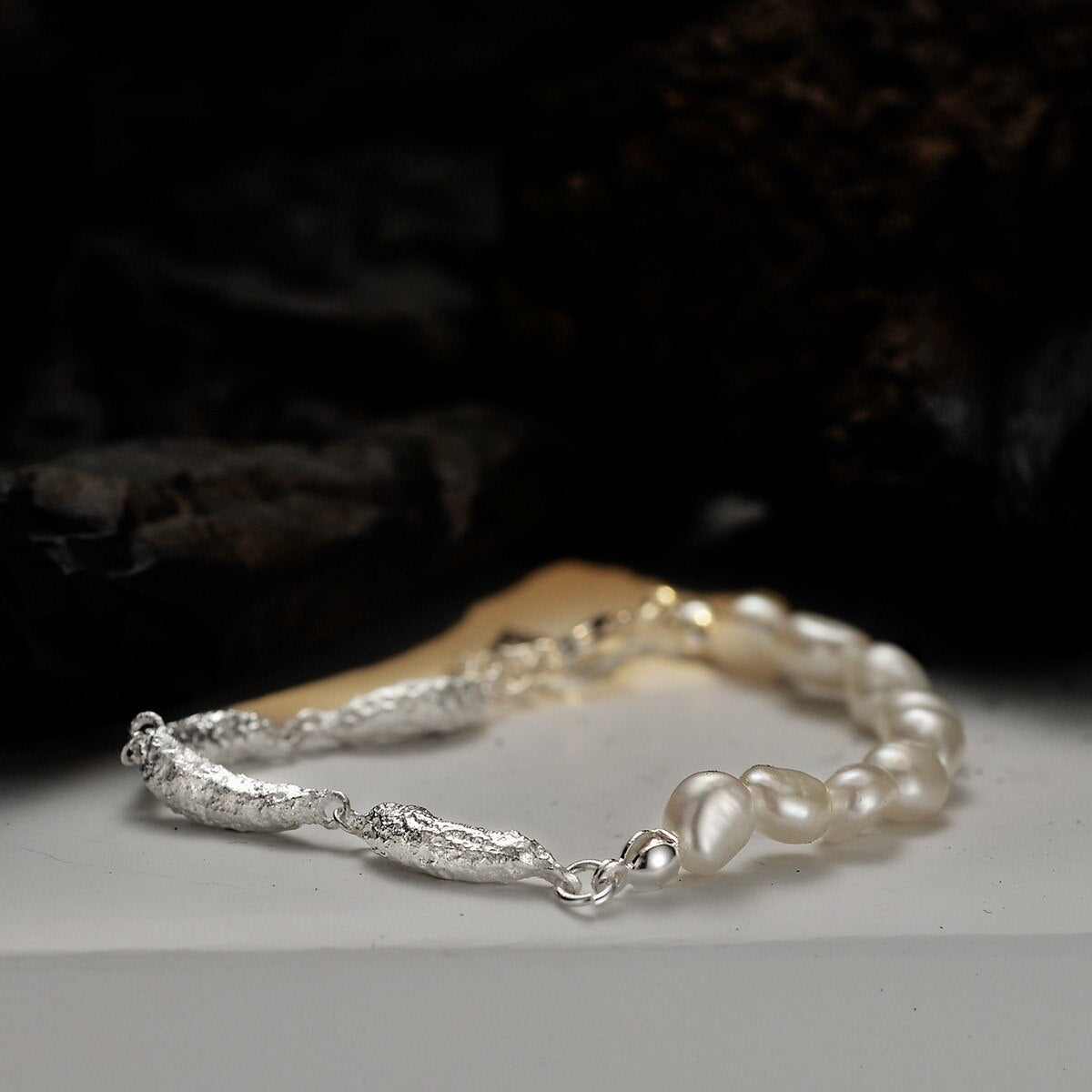 Unregelmäßige Glieder Barockperlen Armband B1048