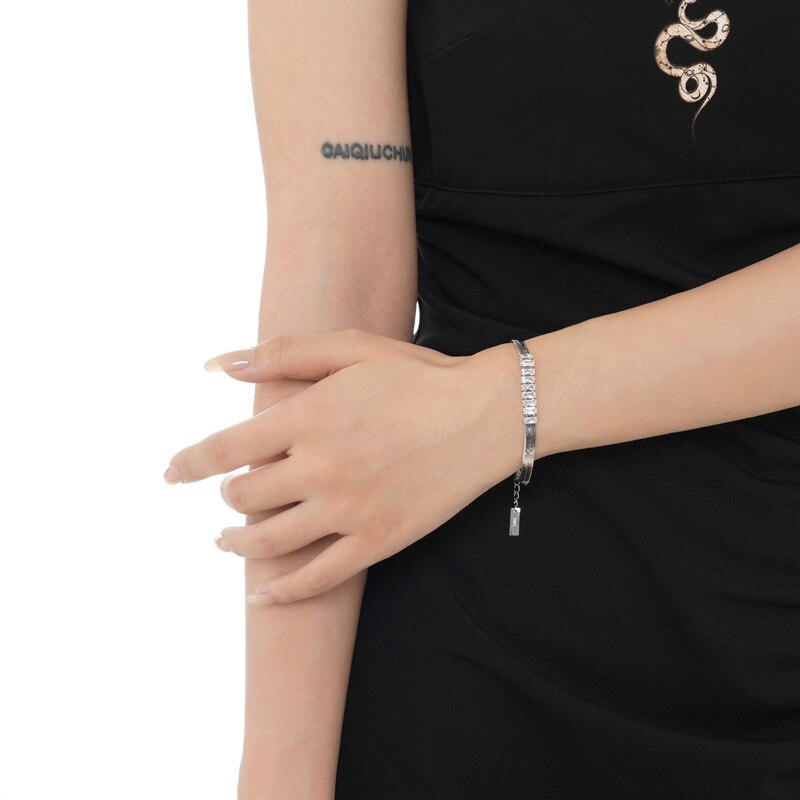 Schlangenkettenarmband mit Zirkoniasteinen B1009