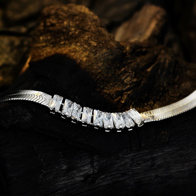 Schlangenkettenarmband mit Zirkoniasteinen B1009
