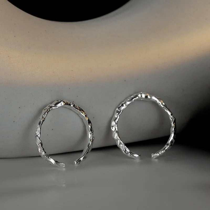 Unregelmäßiger Solitärring mit Zirkonia R1182