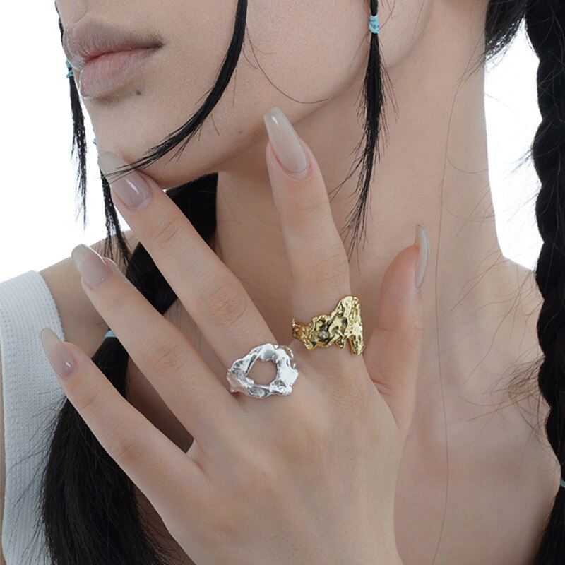 Dicker abstrakter Knitterring R1057