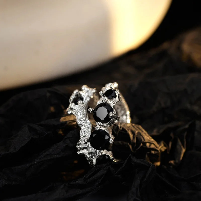 Dicker unregelmäßiger schwarzer CZ-Ring R127