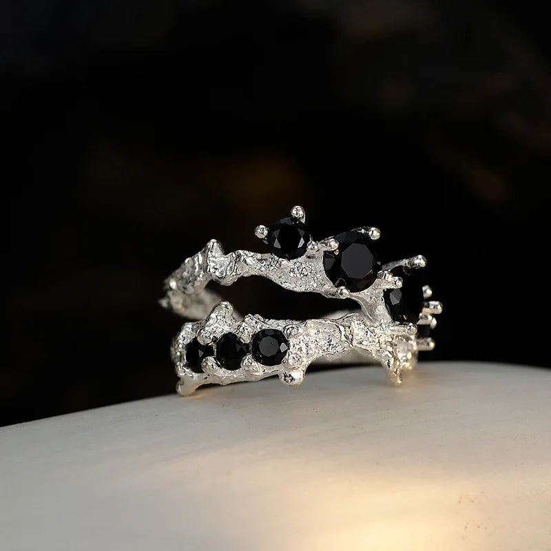Dicker unregelmäßiger schwarzer CZ-Ring R127