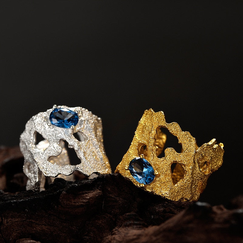 Breite Ringe mit blauem Zirkonmuster R1195