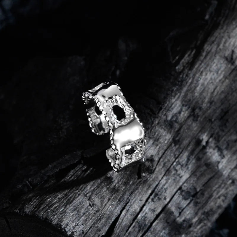 Breiter filigraner Ring mit grobem Muster R1183