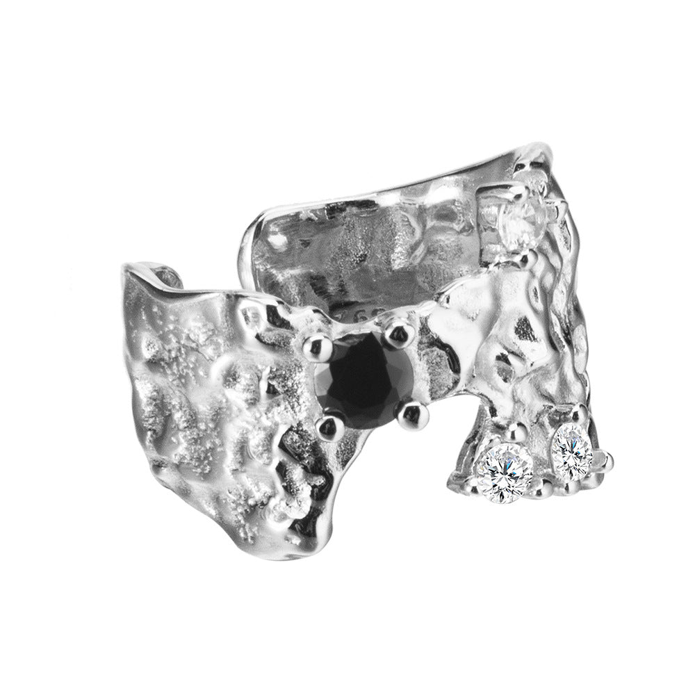 Unregelmäßiger Ring mit geschlagener Textur R1250