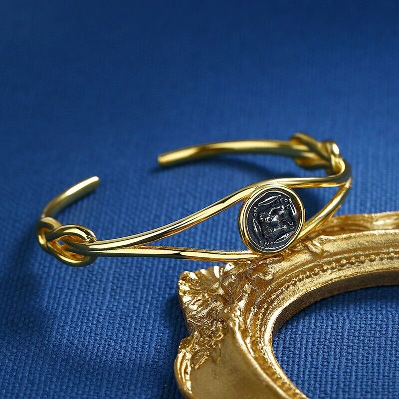 Brüllender Löwe Armreif D1006