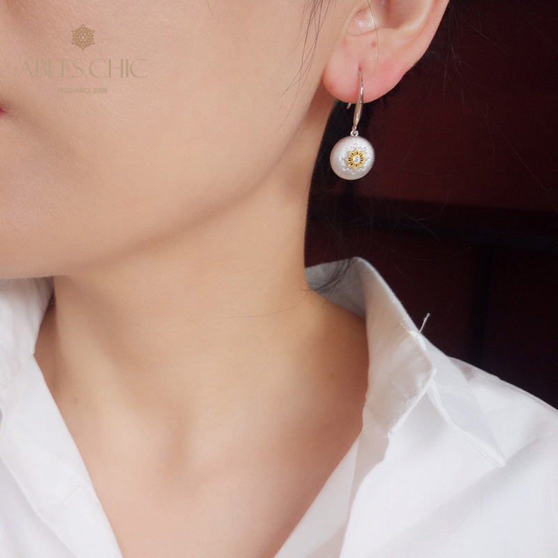 Gewölbte florale Tropfenohrringe 5894