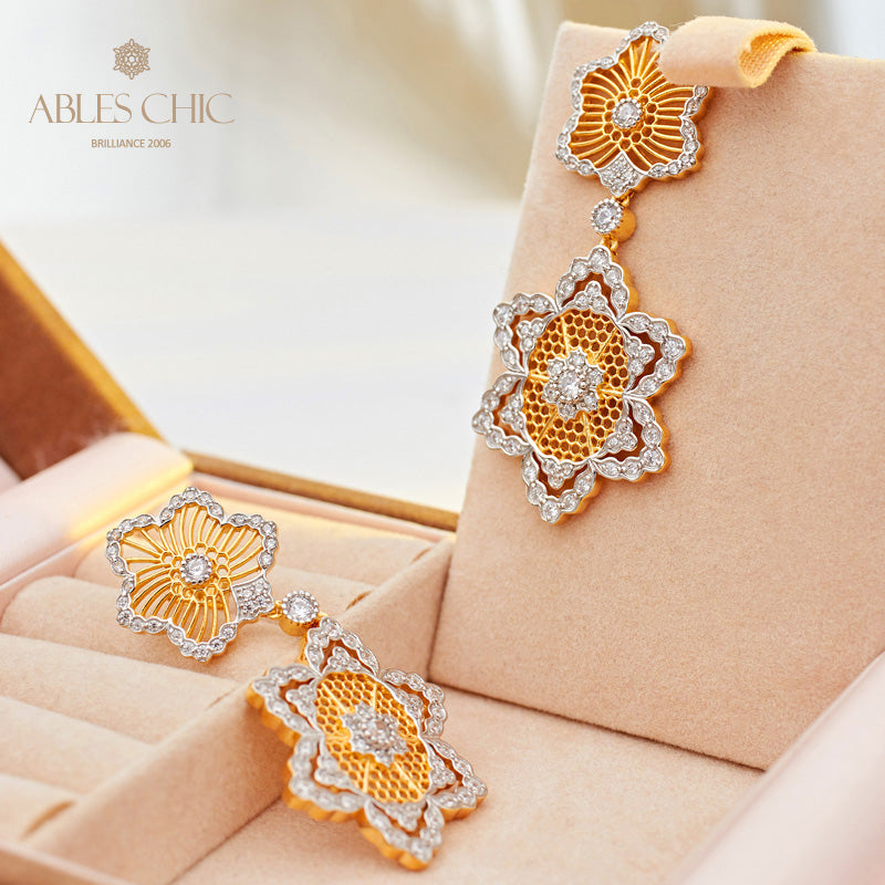 Ohrringe „Eloquence“ mit Blumenbesatz 5907